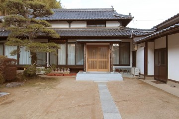 梁丸太の見える住まい