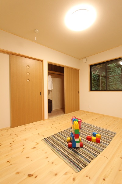 【倉敷市で注文住宅をお考えの方へ】おすすめの床の無垢材とは？