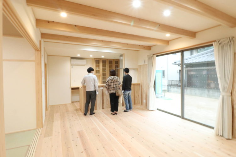 国家資格である【建築士】がご案内します!