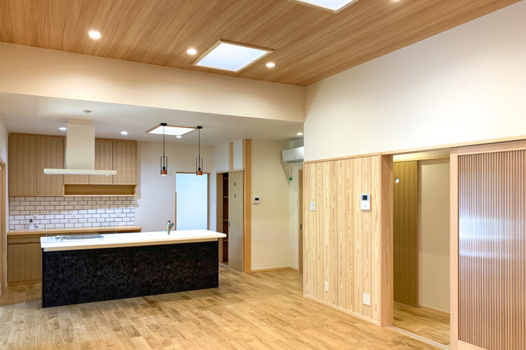 森本工務店だからできるオリジナル家具・建具