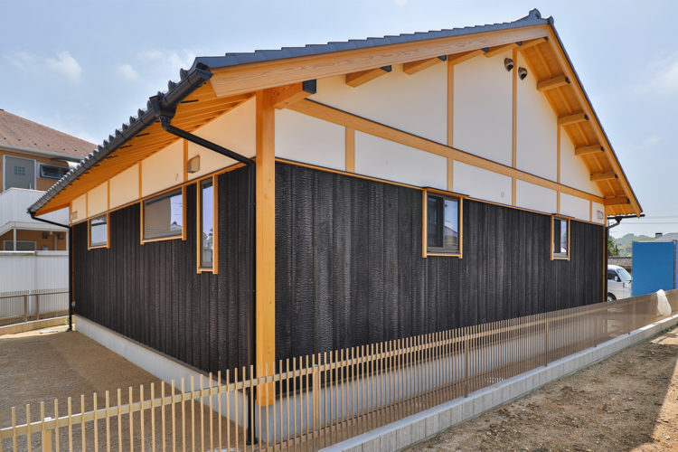 「自然素材」と「社員大工」